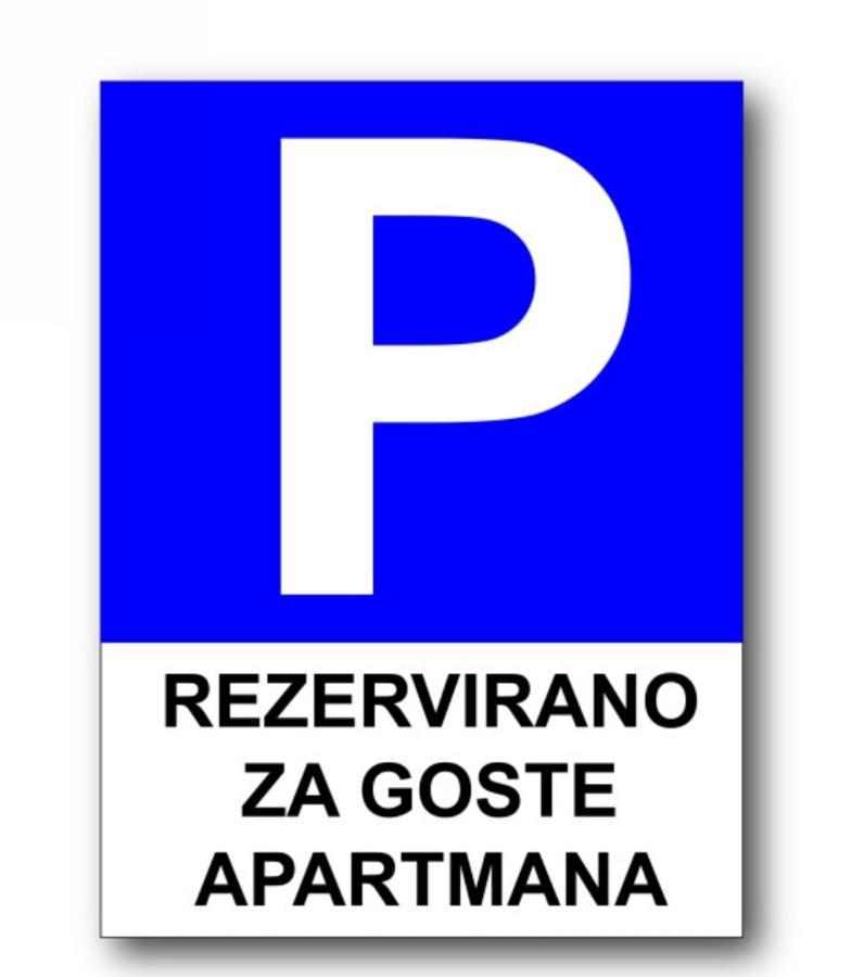 Apartments Mary & Free Parking Rovinj Bagian luar foto